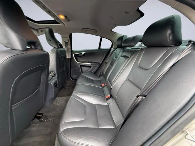 2015 Volvo S60 T5 Platinum