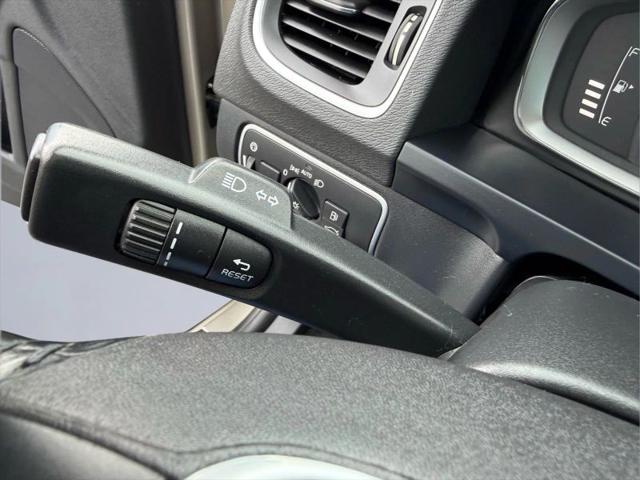 2015 Volvo S60 T5 Platinum