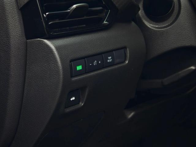 2022 Nissan Sentra SR Xtronic CVT