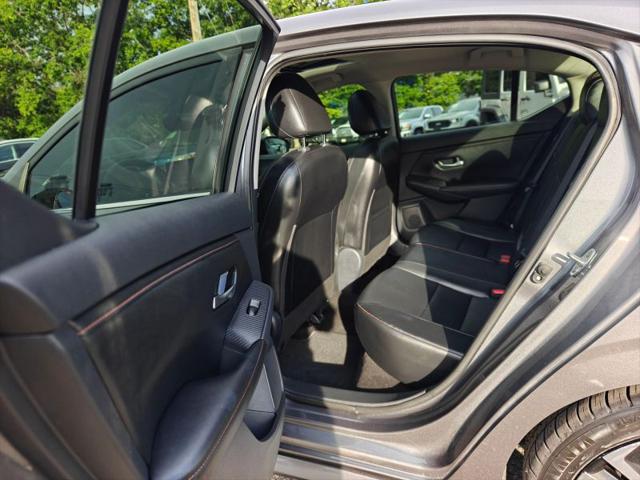 2022 Nissan Sentra SR Xtronic CVT