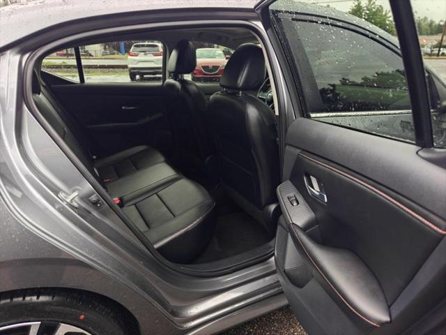 2022 Nissan Sentra SR Xtronic CVT