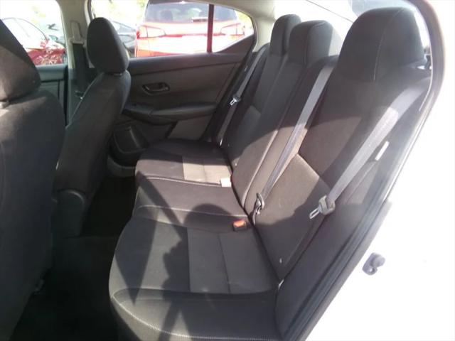 2024 Nissan Sentra SV Xtronic CVT