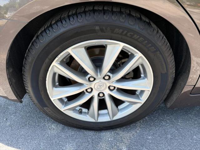 2014 INFINITI Q50 Premium