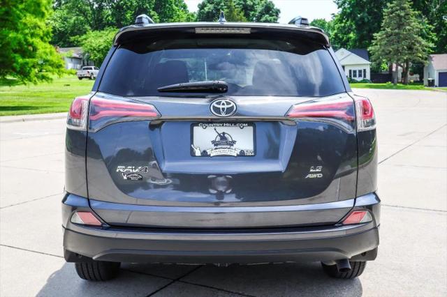 2017 Toyota RAV4 LE