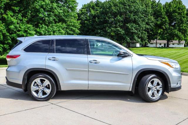 2015 Toyota Highlander Limited Platinum V6