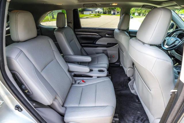 2015 Toyota Highlander Limited Platinum V6