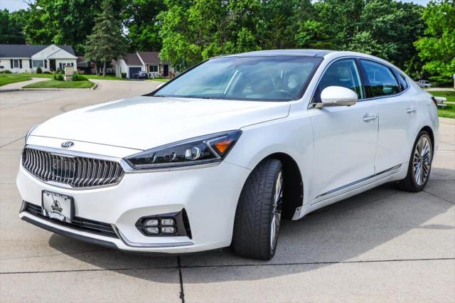 2017 Kia Cadenza Limited