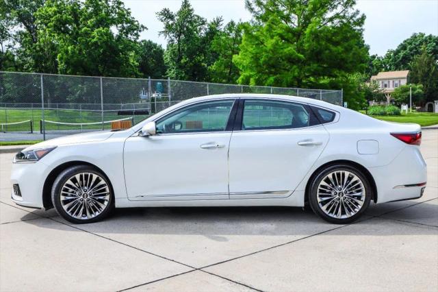 2017 Kia Cadenza Limited