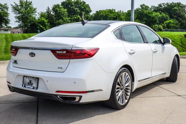 2017 Kia Cadenza Limited