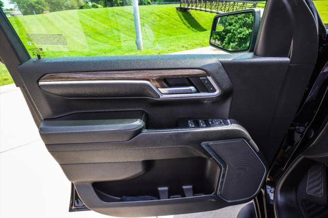 2022 Chevrolet Silverado 1500 2WD Crew Cab Short Bed LT