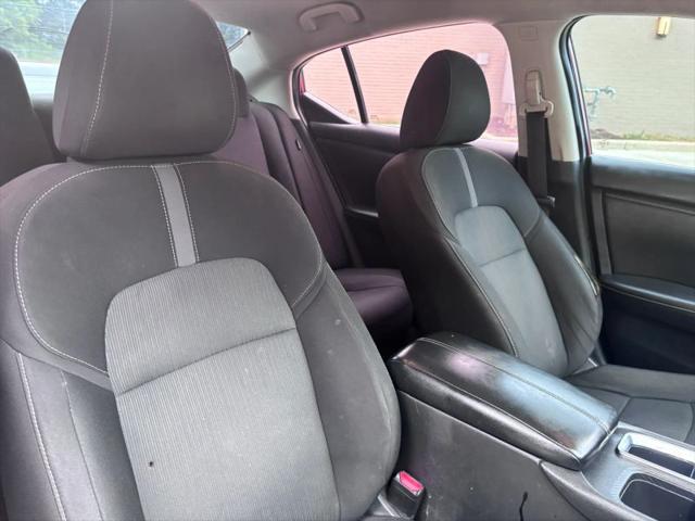 2022 Nissan Sentra SV Xtronic CVT