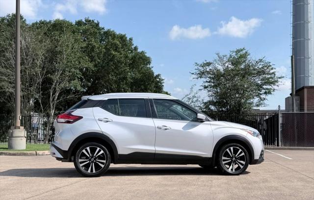2020 Nissan Kicks SV Xtronic CVT