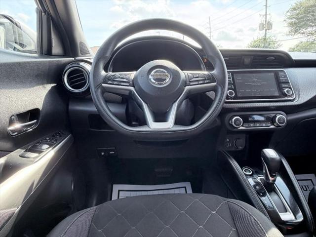 2020 Nissan Kicks SV Xtronic CVT
