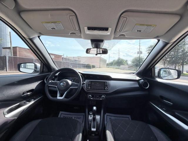 2020 Nissan Kicks SV Xtronic CVT