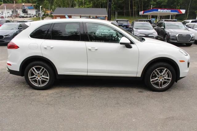 2016 Porsche Cayenne Base