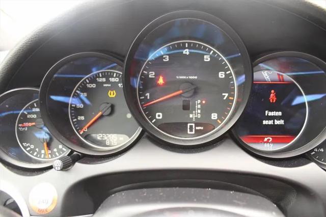 2016 Porsche Cayenne Base
