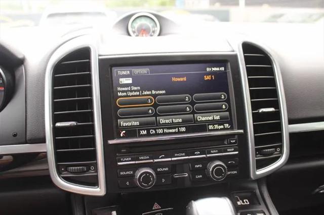 2016 Porsche Cayenne Base