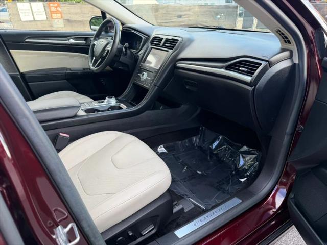 2017 Ford Fusion Hybrid Titanium