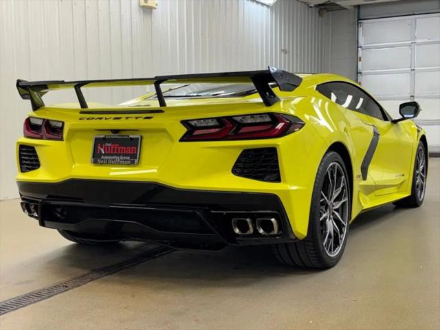 2024 Chevrolet Corvette Stingray RWD Coupe 3LT