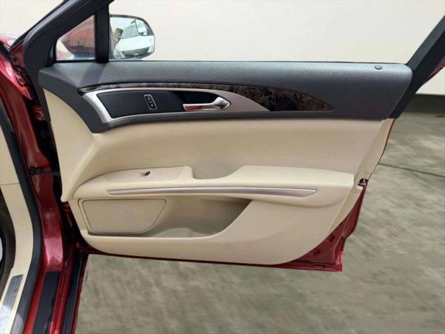 2015 Lincoln MKZ Base
