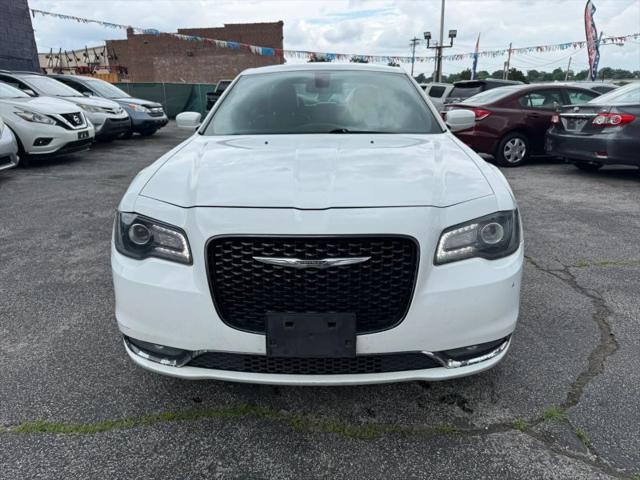 2016 Chrysler 300 300S