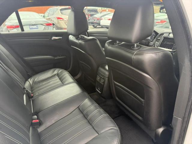 2016 Chrysler 300 300S