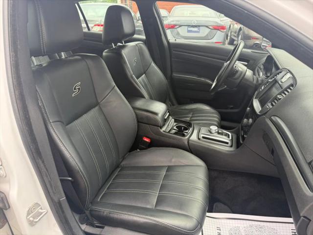 2016 Chrysler 300 300S