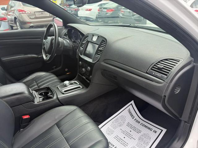 2016 Chrysler 300 300S