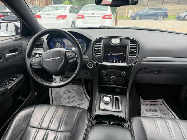 2016 Chrysler 300 300S