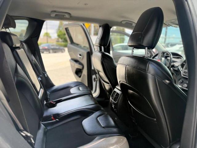 2020 Jeep Cherokee Trailhawk