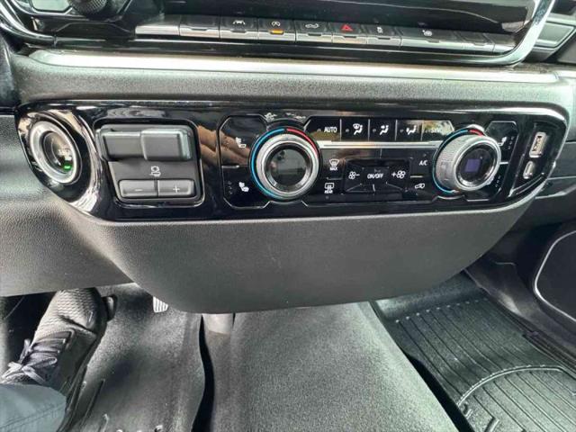 2023 Chevrolet Silverado 1500 4WD Crew Cab Standard Bed LT