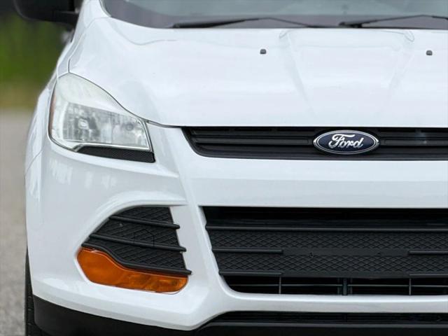2016 Ford Escape S