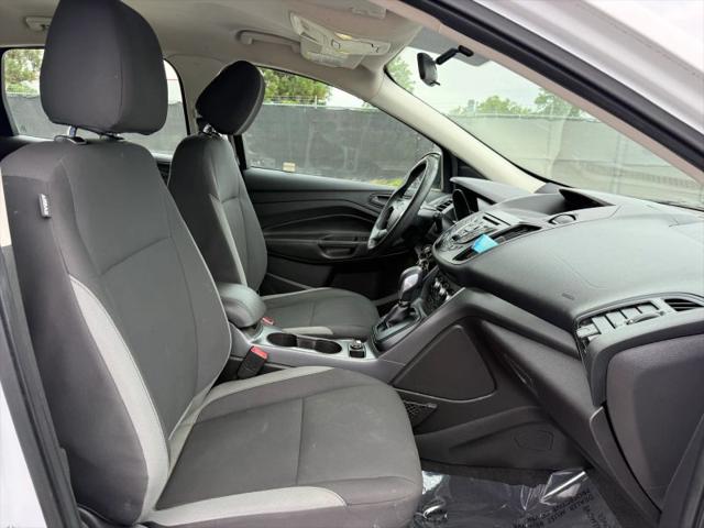 2016 Ford Escape S