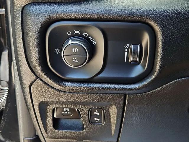 2022 Ram 1500 Big Horn Quad Cab 4x4 6'4" Box