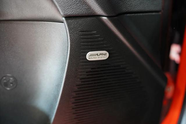 2017 Dodge Challenger 392 Hemi Scat Pack Shaker