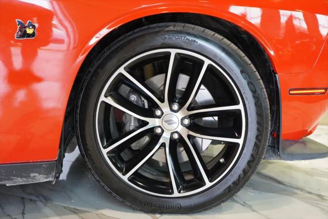 2017 Dodge Challenger 392 Hemi Scat Pack Shaker