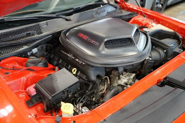 2017 Dodge Challenger 392 Hemi Scat Pack Shaker