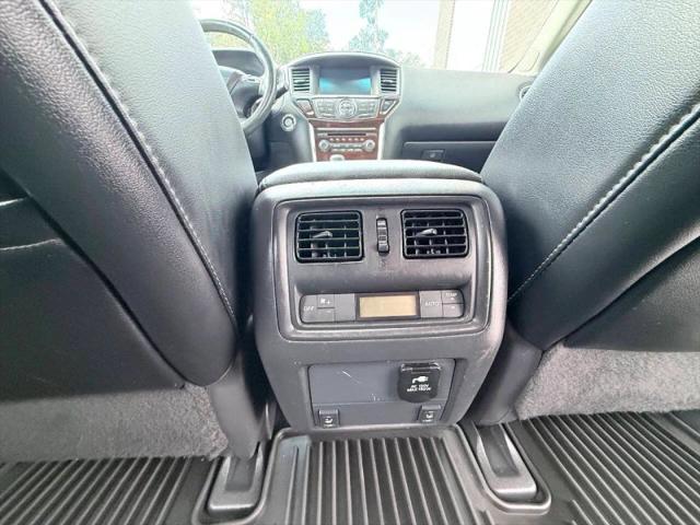 2015 Nissan Pathfinder Platinum