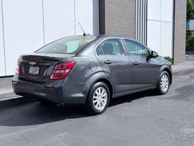 2017 Chevrolet Sonic LT Auto