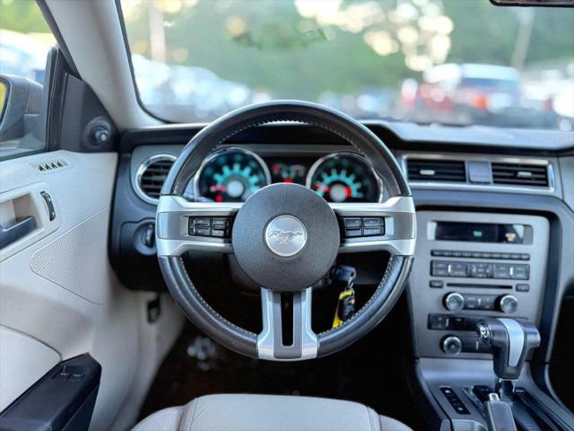 2010 Ford Mustang V6