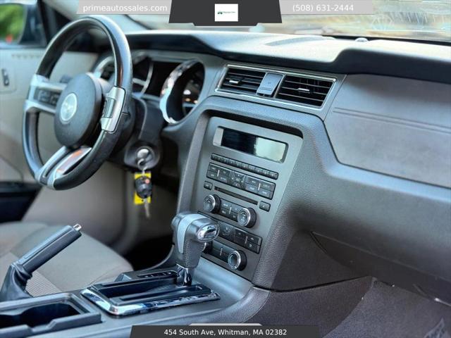 2010 Ford Mustang V6