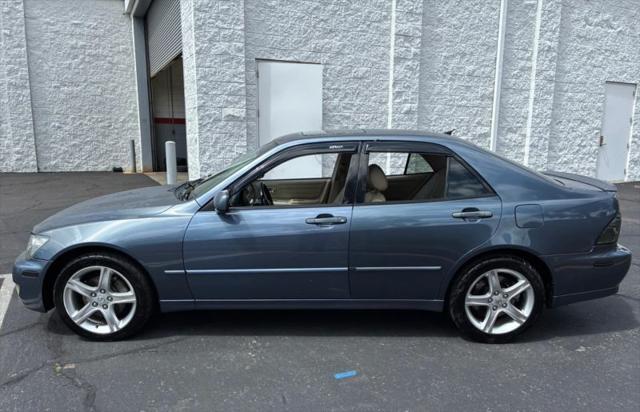 2004 Lexus IS 300 300