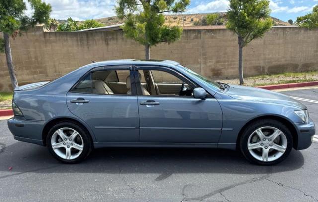 2004 Lexus IS 300 300