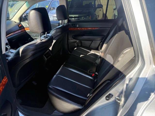 2012 Subaru Outback 2.5i Limited