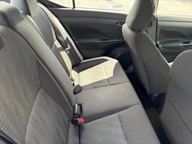 2021 Nissan Versa SV Xtronic CVT
