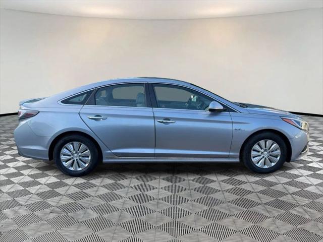 2016 Hyundai Sonata Hybrid SE
