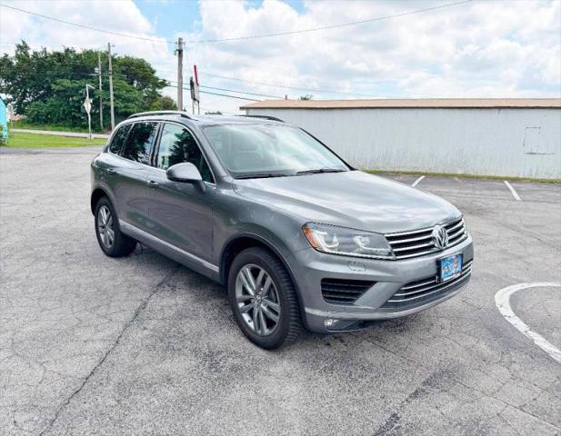2016 Volkswagen Touareg VR6 Lux