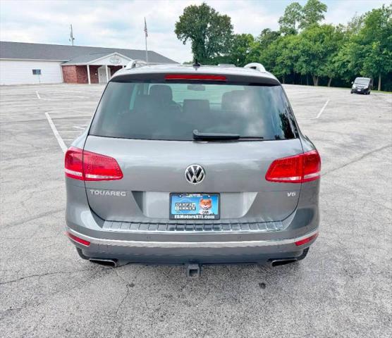 2016 Volkswagen Touareg VR6 Lux