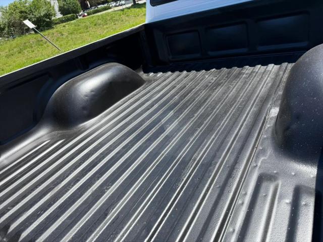 2002 Toyota Tacoma Base V6