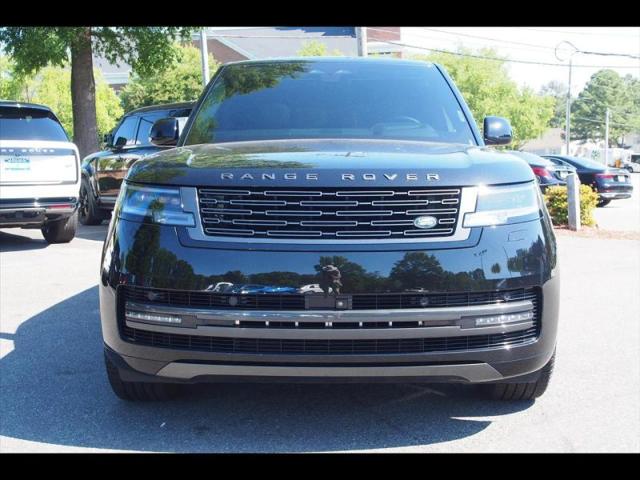 2025 Land Rover Range Rover P530 SE 7 Seat